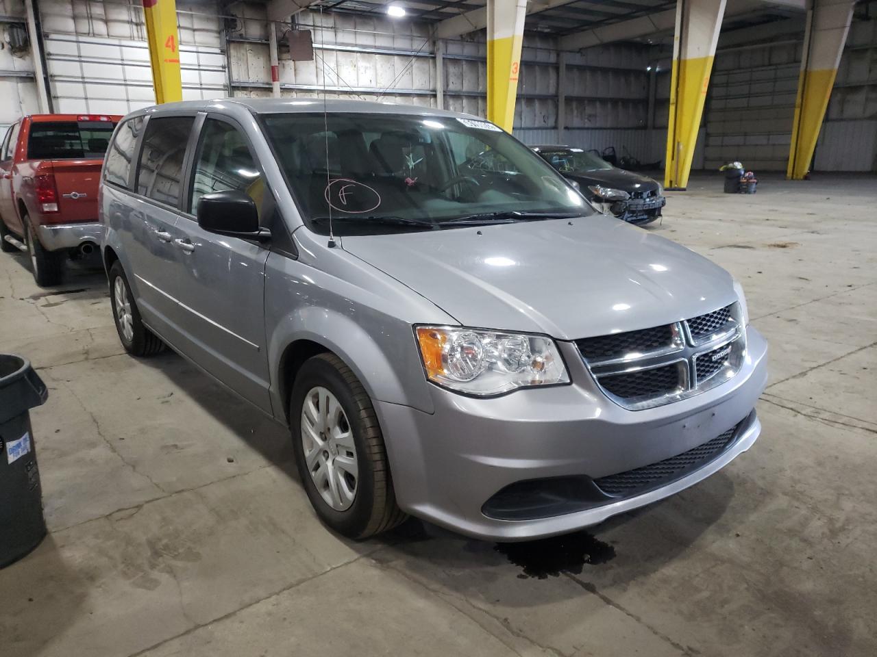DODGE GRAND CARA 2015 with VIN 2C4RDGBG6FR508972 - Photo from auction
