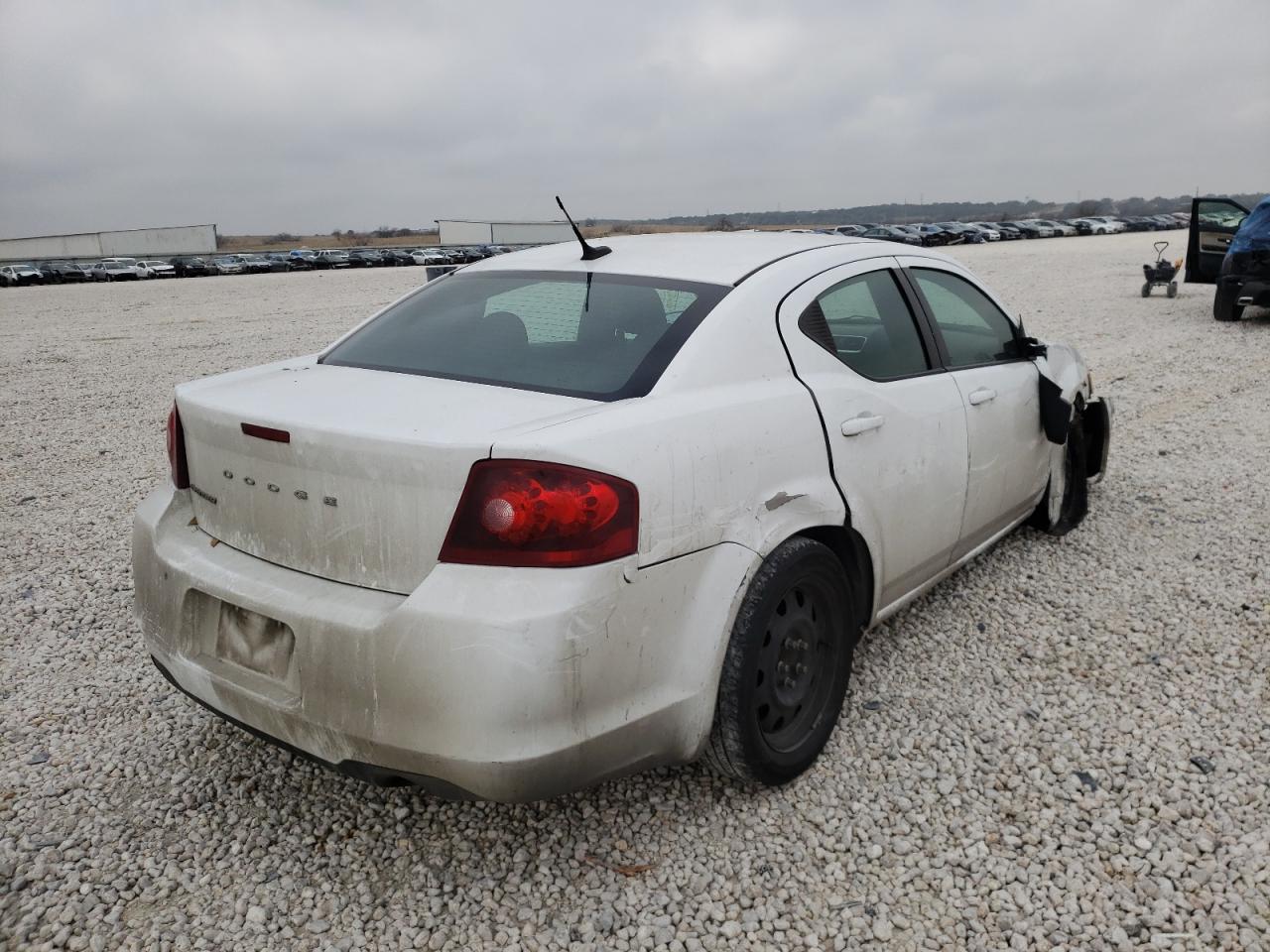 Foto 4 de la subasta – 2014 DODGE AVENGER SE con VIN 1C3CDZAB4EN143845