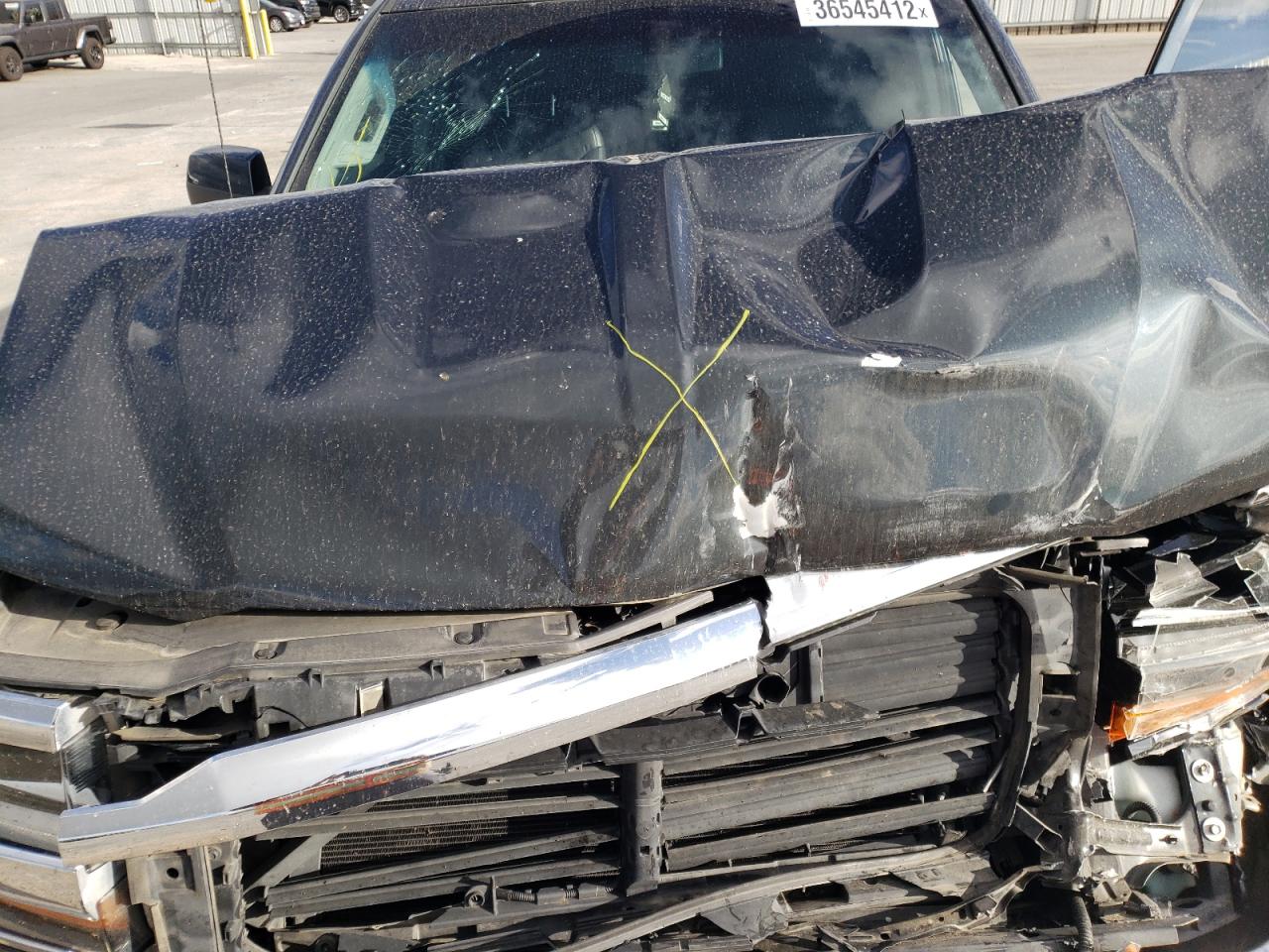 Photo 7 from auction – 2018 CHEVROLET SILVERADO with VIN 3GCUKREC4JG240569