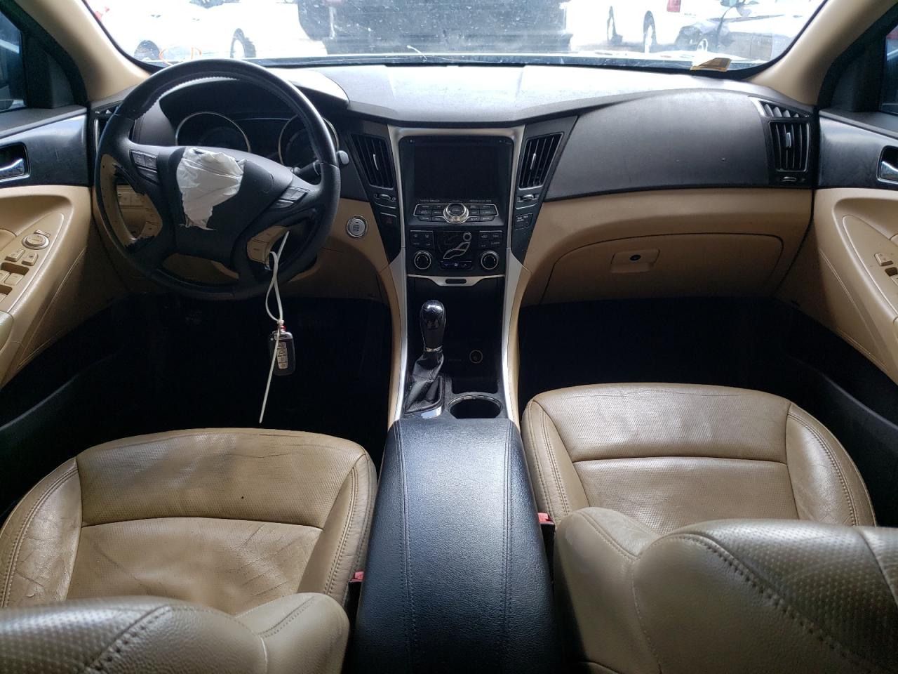 Photo 9 from auction – 2013 HYUNDAI SONATA SE with VIN 5NPEC4AC6DH669881