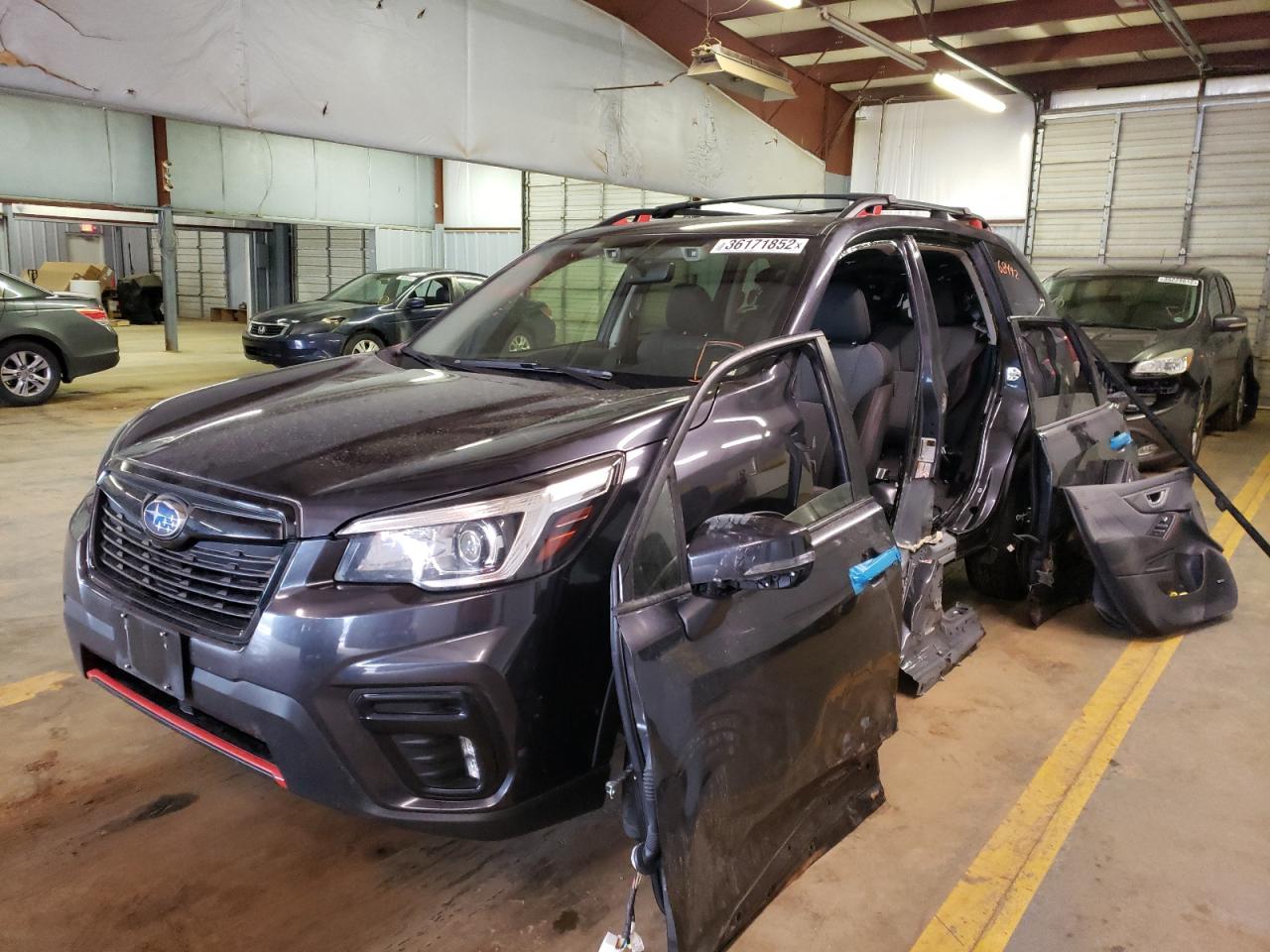 Photo 9 from auction – 2019 SUBARU FORESTER S with VIN JF2SKAPC5KH533329
