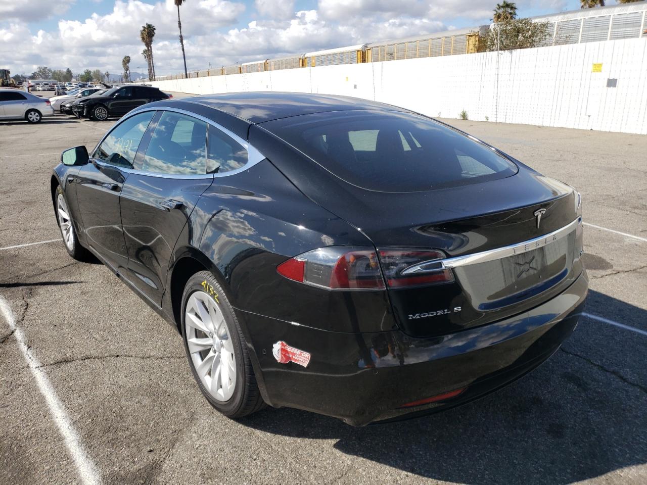 Photo 3 from auction – 2018 TESLA MODEL S with VIN 5YJSA1E28JF277343
