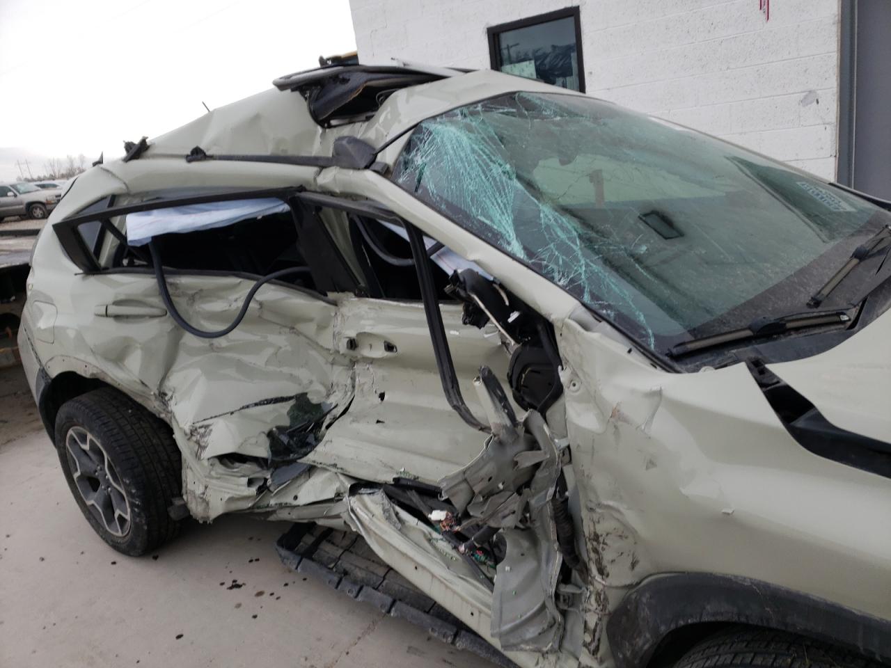 Photo 9 from auction – 2014 SUBARU XV CROSSTR with VIN JF2GPAKC8EH324279