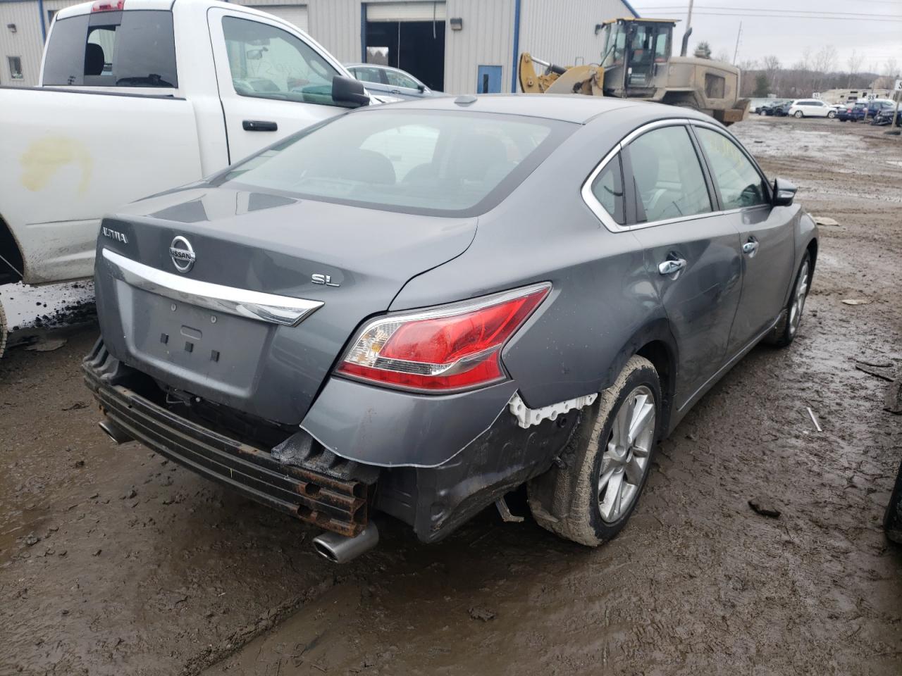 Photo 4 from auction – 2015 NISSAN ALTIMA 2.5 with VIN 1N4AL3AP1FN869457
