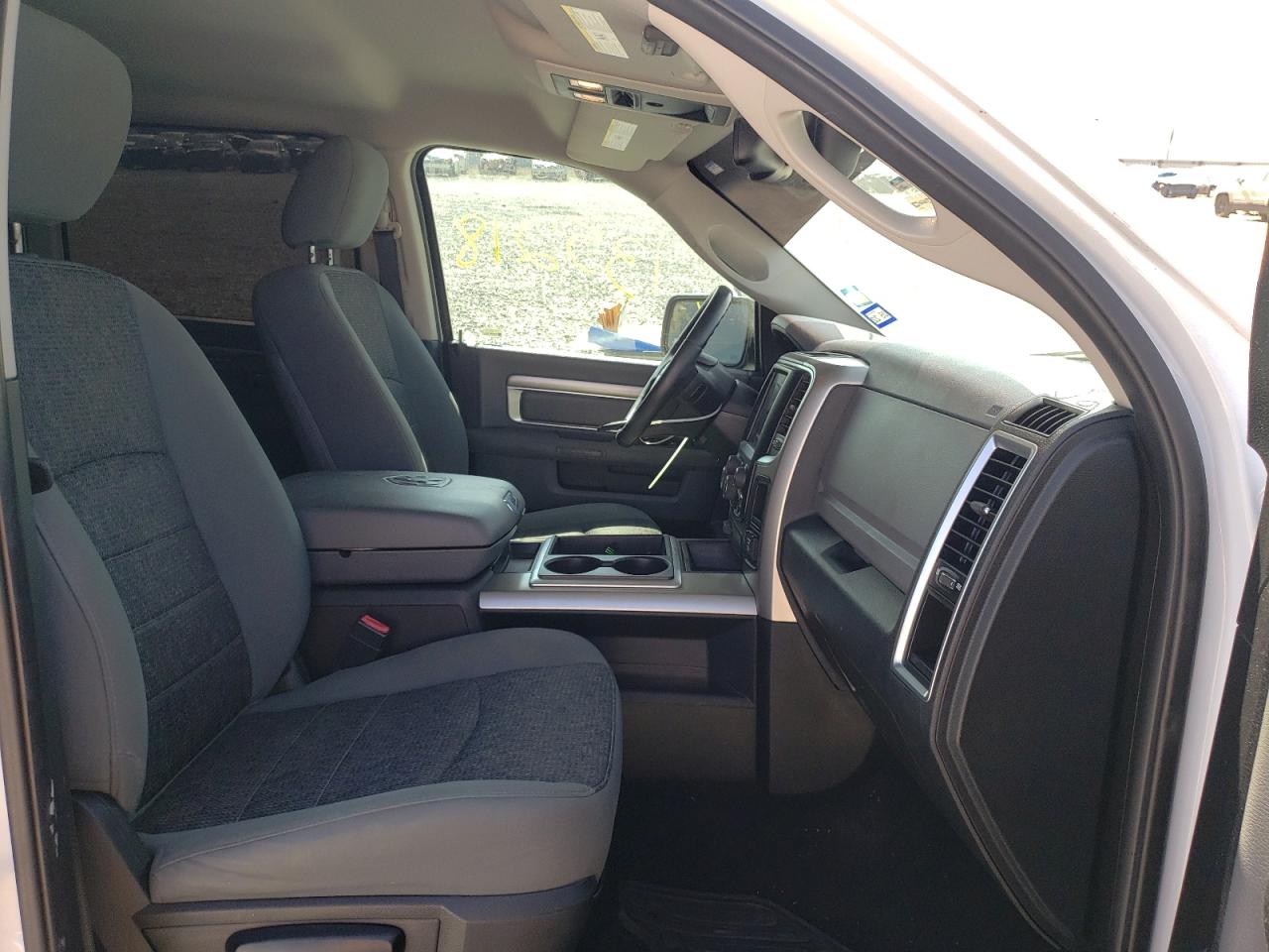 Photo 5 from auction – 2015 RAM 1500 SLT with VIN 1C6RR6LT7FS634965