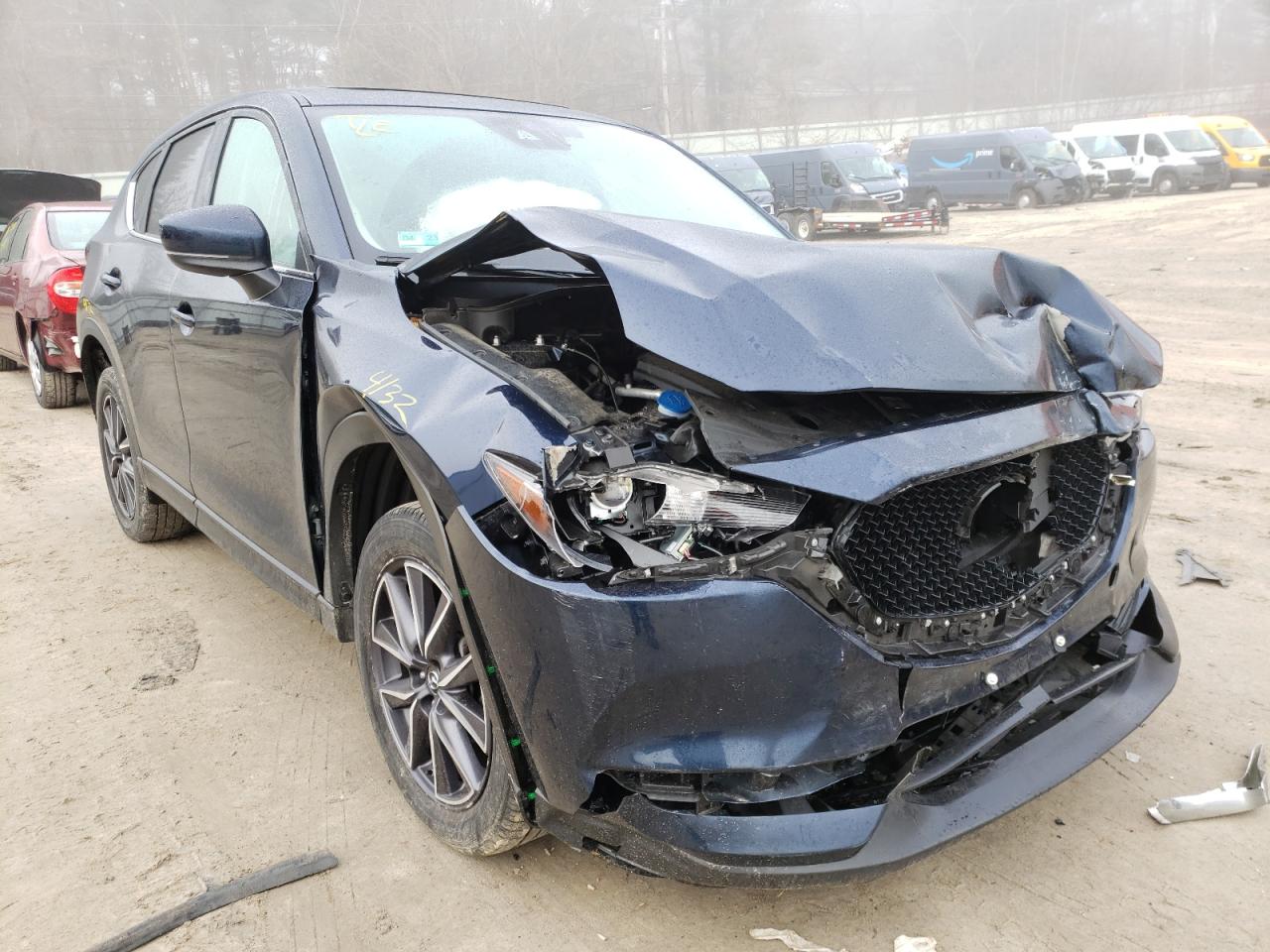 MAZDA CX-5 TOURI 2018 with VIN JM3KFBCM0J0470992 - Photo from auction