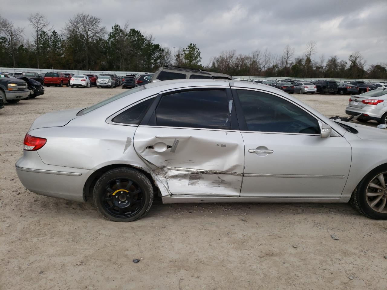 Photo 9 from auction – 2008 HYUNDAI AZERA SE with VIN KMHFC46F38A273097