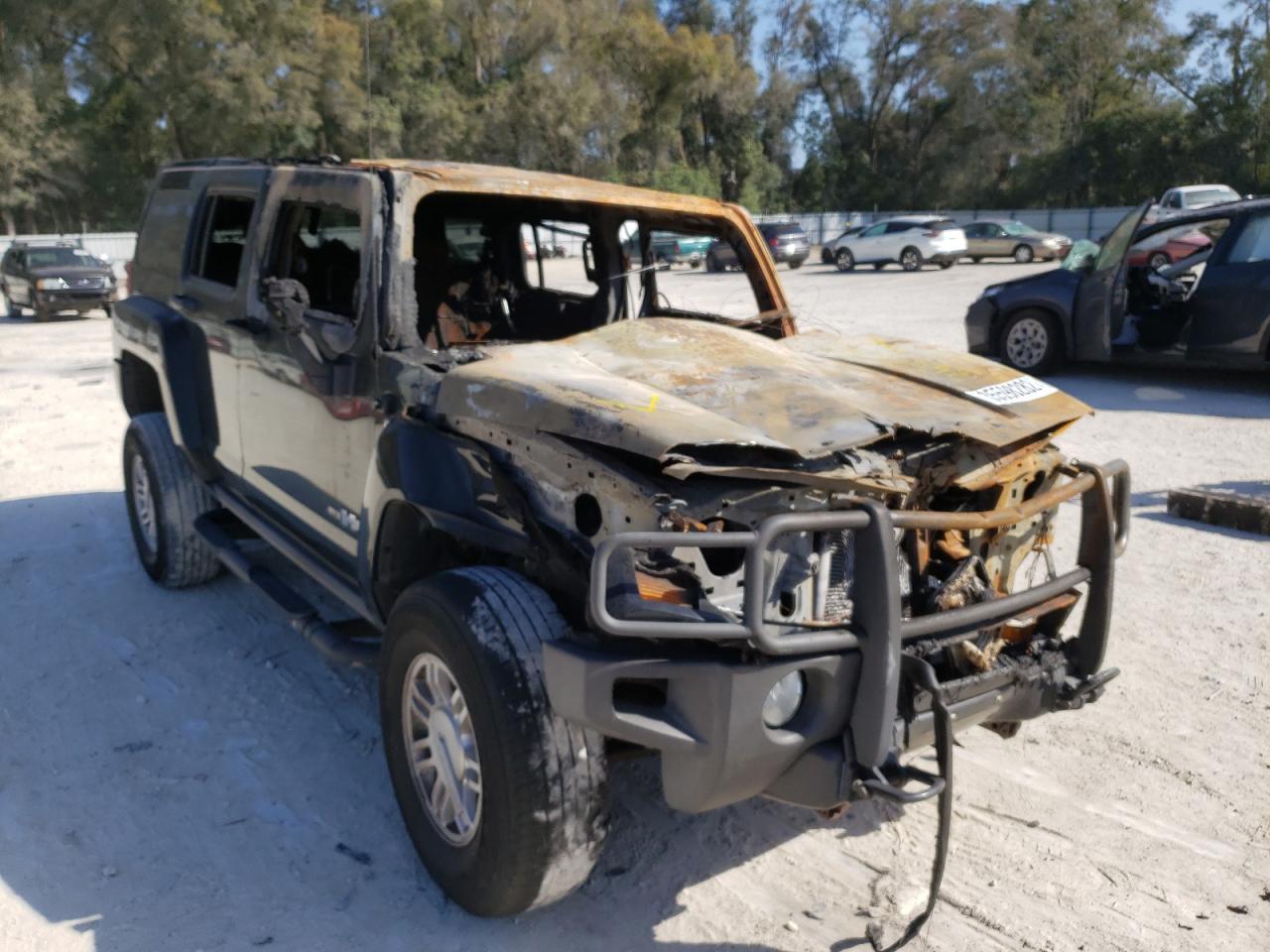 HUMMER H3 2007 con VIN 5GTDN13E478239166 - Foto de la subasta