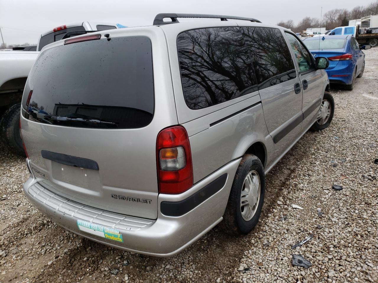 Photo 4 from auction – 2005 CHEVROLET VENTURE LS with VIN 1GNDV23E35D117178