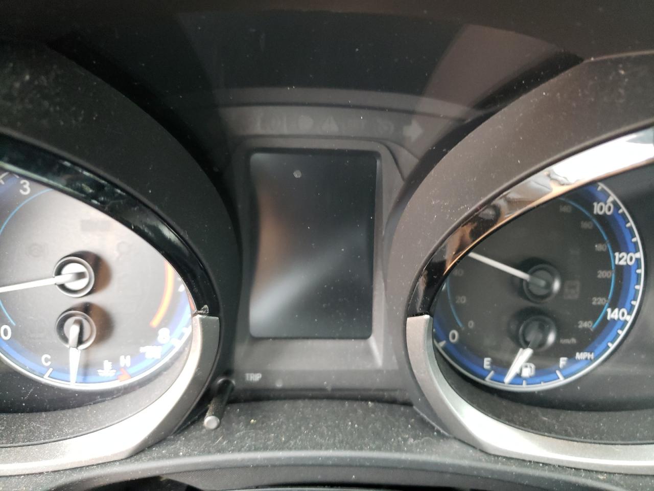 Photo 8 from auction – 2014 TOYOTA COROLLA L with VIN 2T1BURHE2EC031605