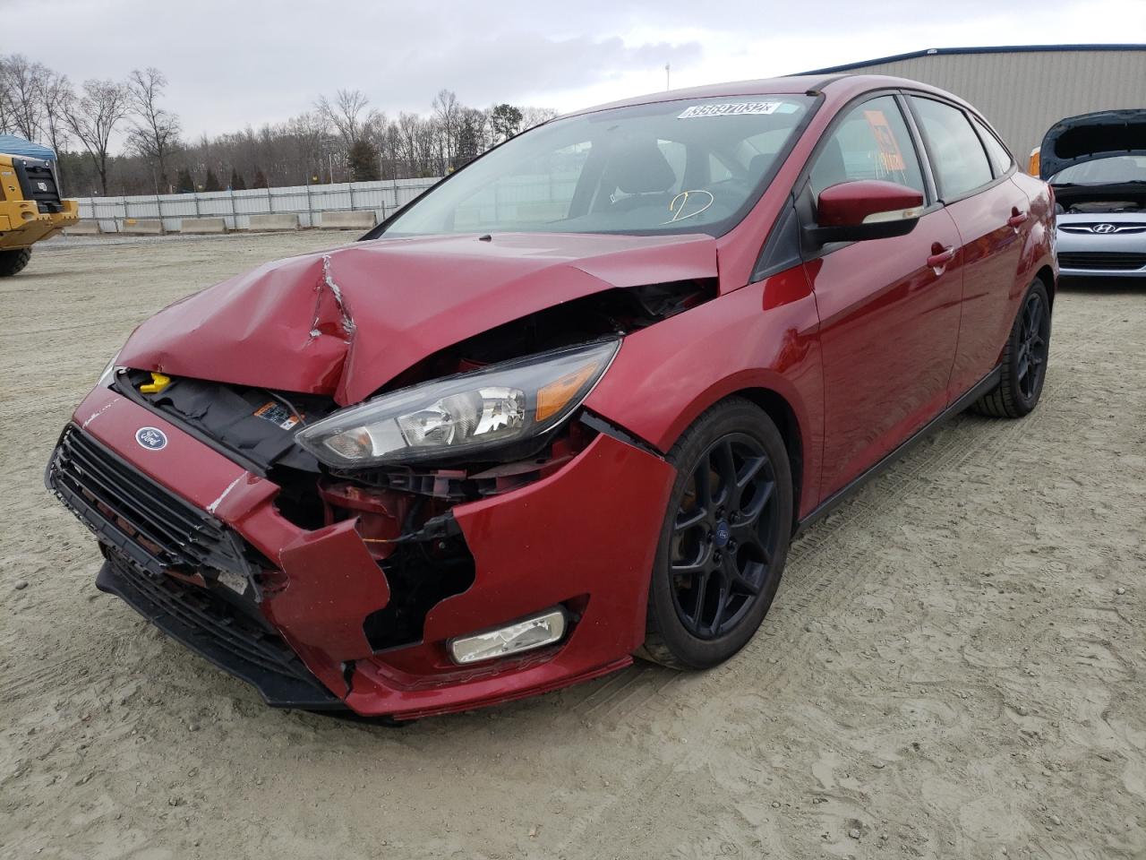 Photo 2 from auction – 2016 FORD FOCUS SE with VIN 1FADP3FEXGL403869