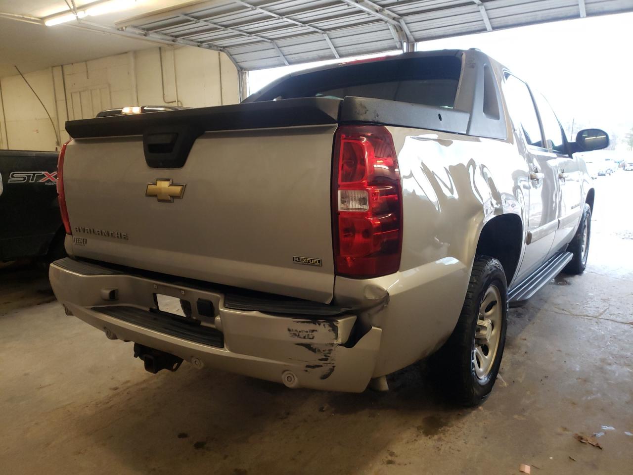 Photo 9 from auction – 2009 CHEVROLET AVALANCHE with VIN 3GNEC22079G171530
