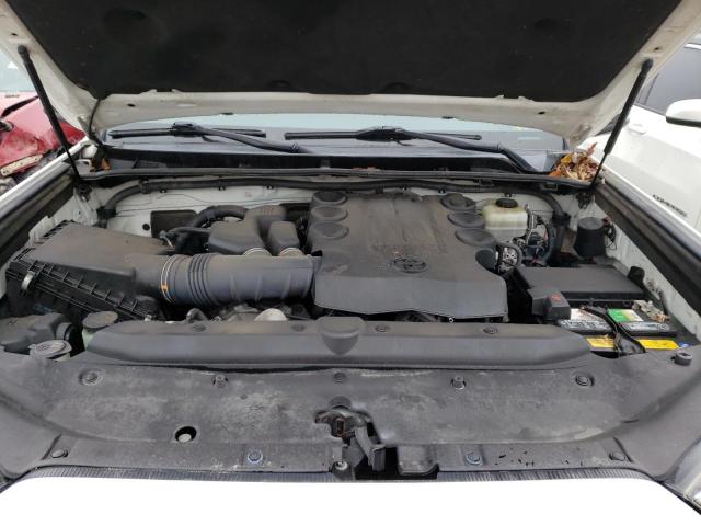 Photo 7 from auction – 2015 TOYOTA 4 RUNNER with VIN JTEBU5JR0F5275544