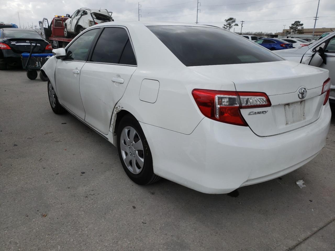 Photo 3 from auction – 2014 TOYOTA CAMRY L with VIN 4T1BF1FK2EU346066