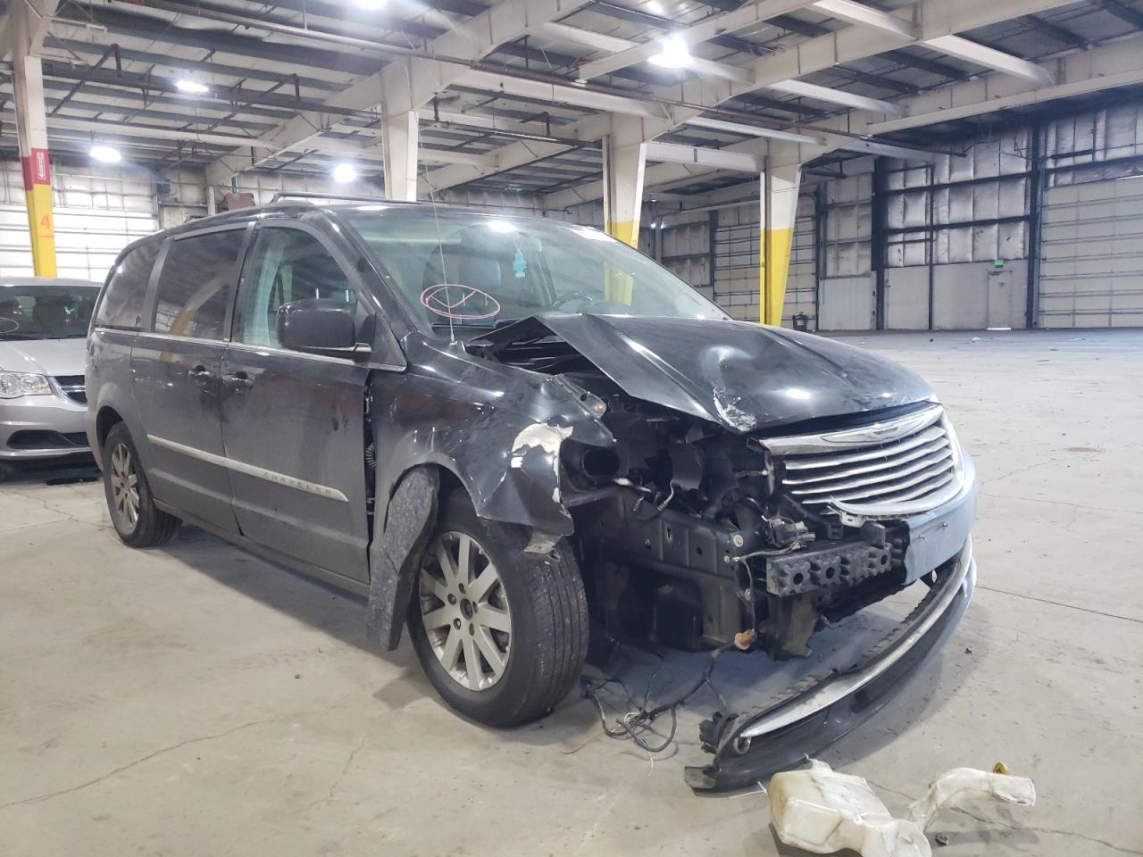 CHRYSLER TOWN & COU 2014 with VIN 2C4RC1BG3ER325141 - Photo from auction