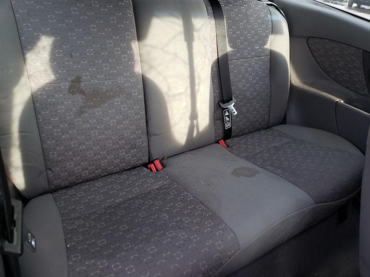Photo 6 from auction – 2003 FORD FOCUS ZX3 with VIN 3FAFP31Z63R149494