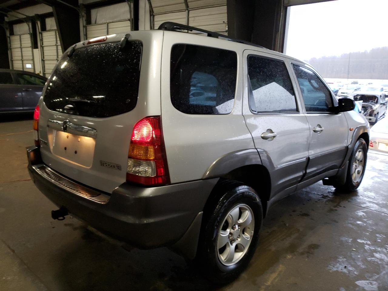 Photo 4 from auction – 2004 MAZDA TRIBUTE ES with VIN 4F2CZ96124KM17010