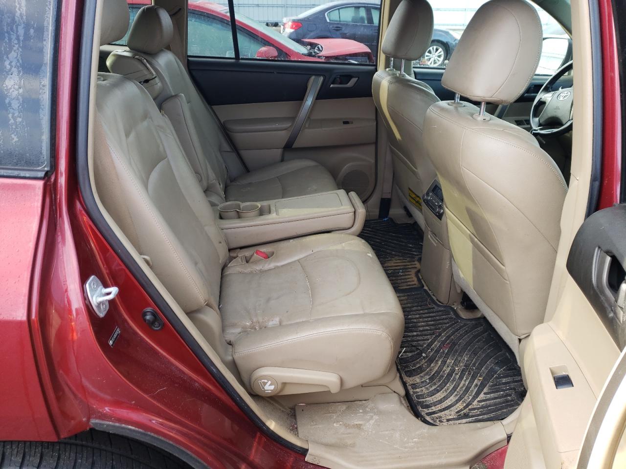 Photo 6 from auction – 2008 TOYOTA HIGHLANDER with VIN JTEES43A282023965