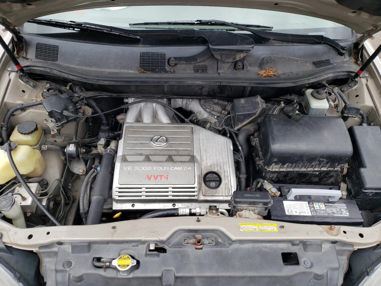 Photo 7 from auction – 2000 LEXUS RX 300 with VIN JT6GF10U2Y0066574