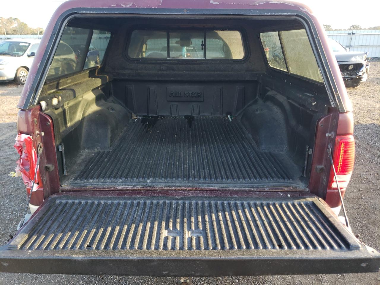 Photo 9 from auction – 2002 DODGE DAKOTA QUA with VIN 1B7HG48Z32S601080