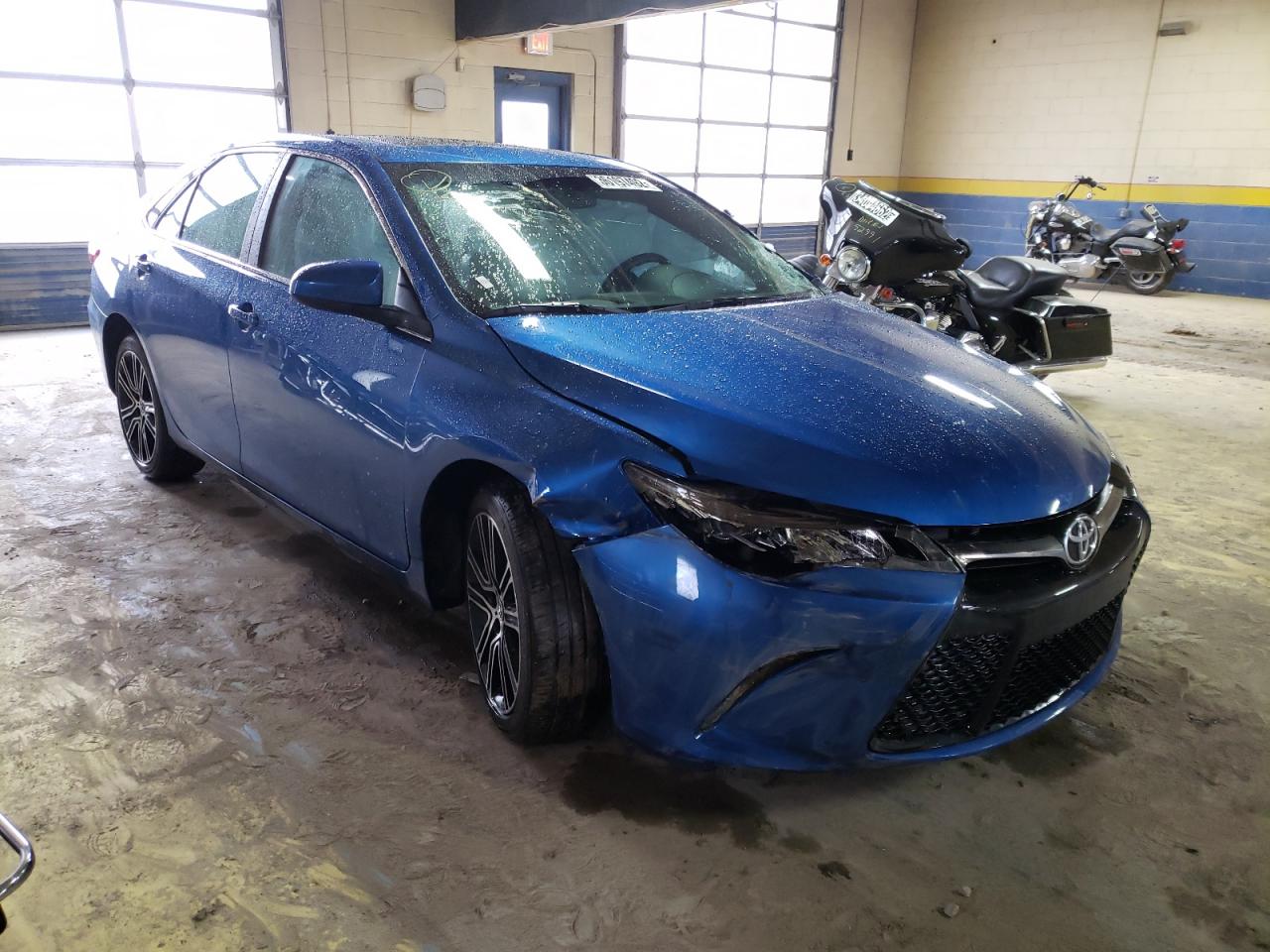 TOYOTA CAMRY LE 2016 with VIN 4T1BF1FK7GU537047 - Photo from auction