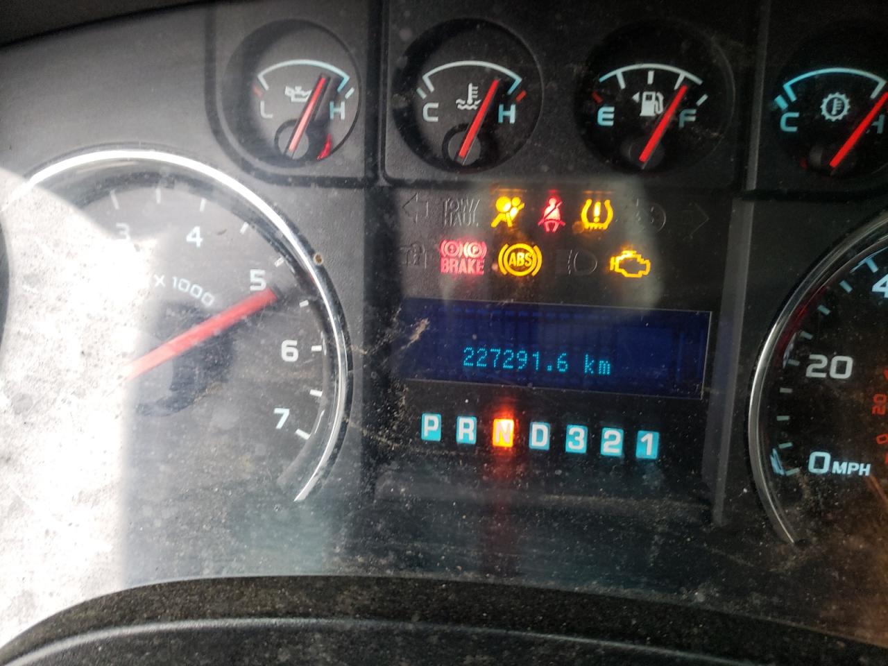 Photo 8 from auction – 2010 FORD F150 SUPER with VIN 1FTFW1EV3AFB79362