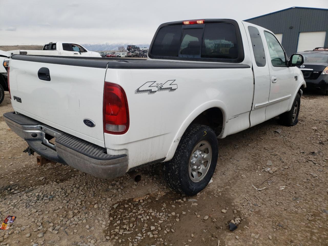 Photo 4 from auction – 2003 FORD F150 with VIN 2FTPX18L43CA73206