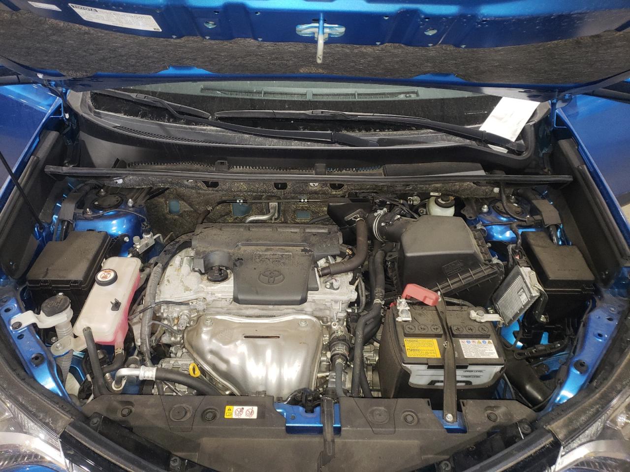 Photo 7 from auction – 2018 TOYOTA RAV4 ADVEN with VIN JTMRFREV8JJ214311