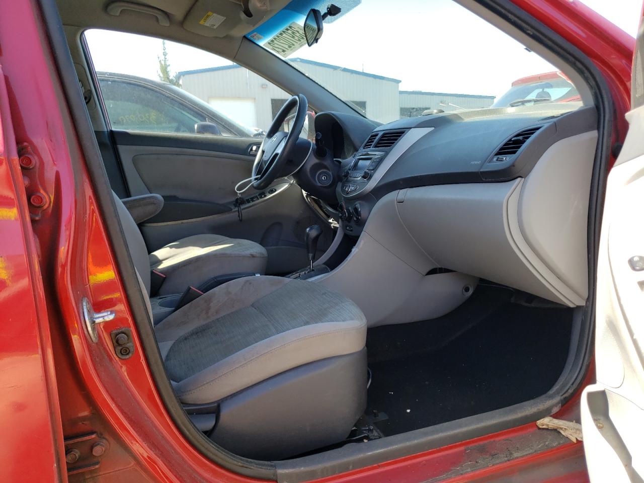 Photo 5 from auction – 2016 HYUNDAI ACCENT SE with VIN KMHCT4AE1GU075536