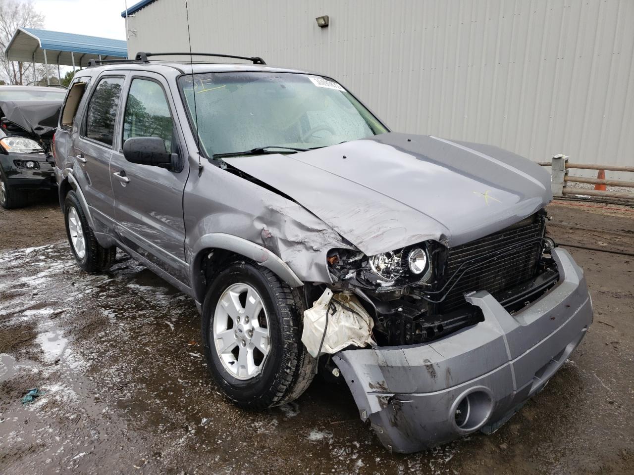 FORD ESCAPE LIM 2007 with VIN 1FMCU04157KA39245 - Photo from auction