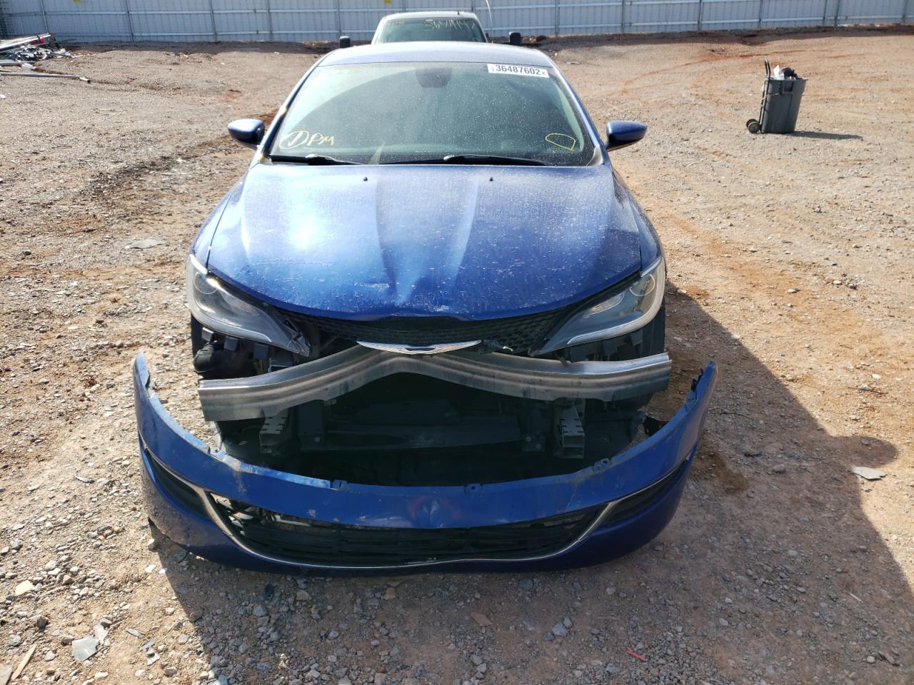 Photo 9 from auction – 2016 CHRYSLER 200 LIMITE with VIN 1C3CCCAB2GN183781