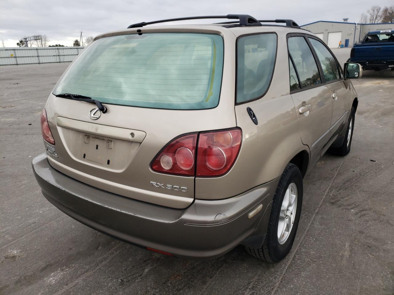 Photo 4 from auction – 2000 LEXUS RX 300 with VIN JT6GF10U2Y0066574