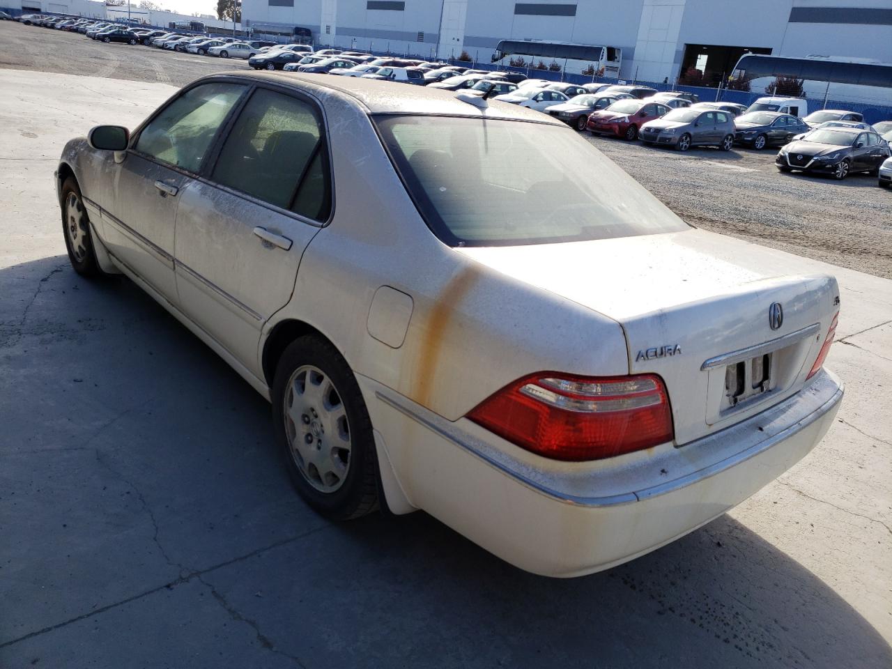 Photo 3 from auction – 2004 ACURA 3.5RL with VIN JH4KA96674C002627