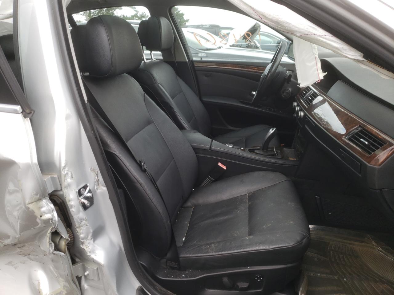Photo 5 from auction – 2010 BMW 528 I with VIN WBANU5C5XAC126412