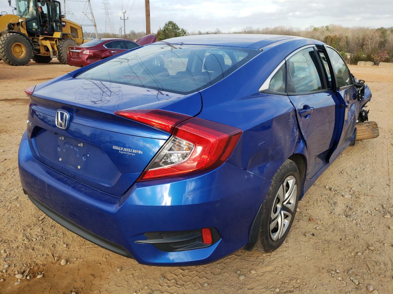 Photo 4 from auction – 2017 HONDA CIVIC LX with VIN 2HGFC2F59HH517550