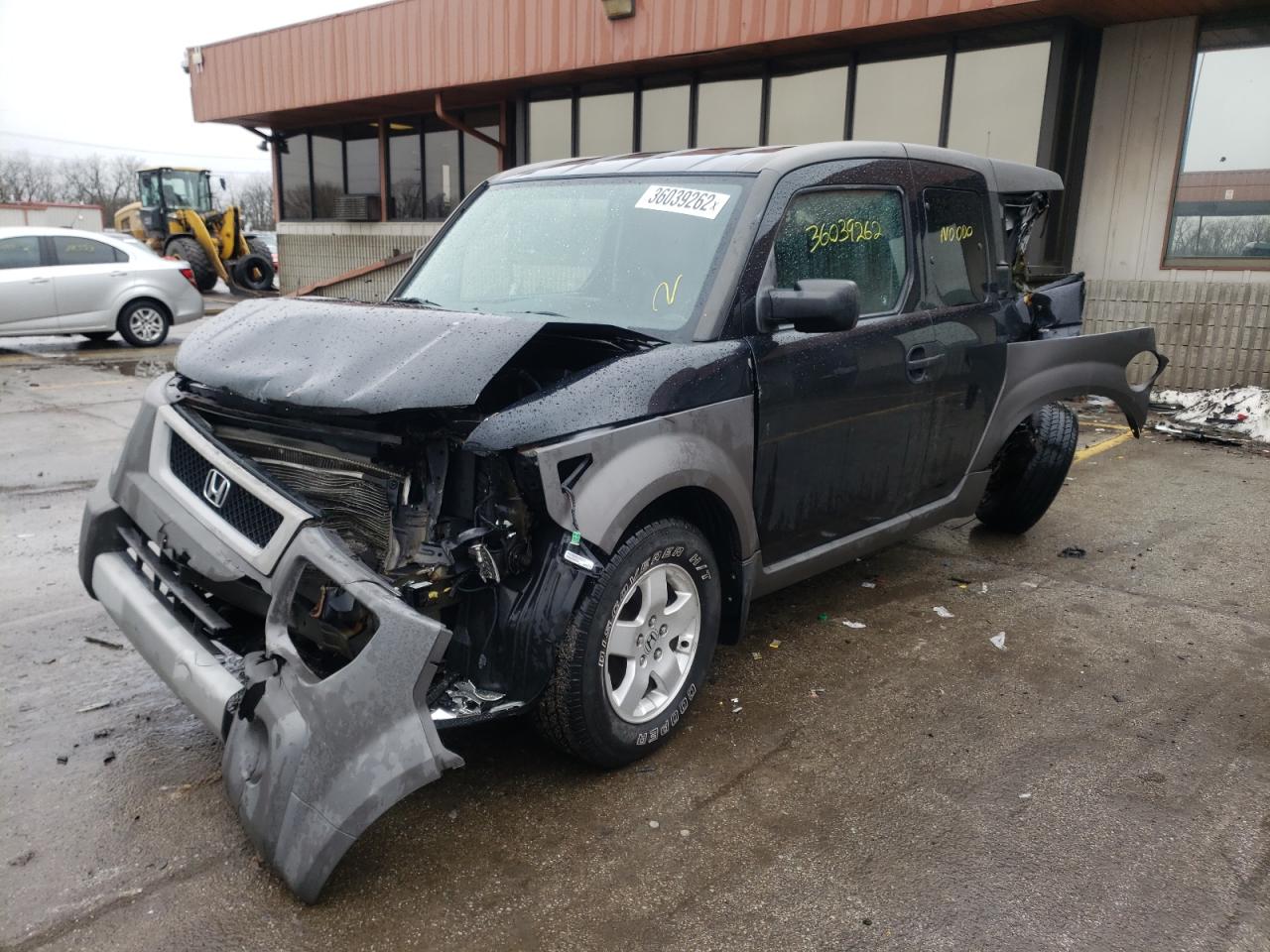 Photo 2 from auction – 2003 HONDA ELEMENT with VIN 5J6YH28593L040923
