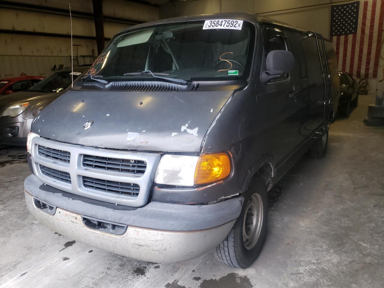 Photo 2 from auction – 2003 DODGE RAM VAN B2 with VIN 2D7JB21Y53K510254