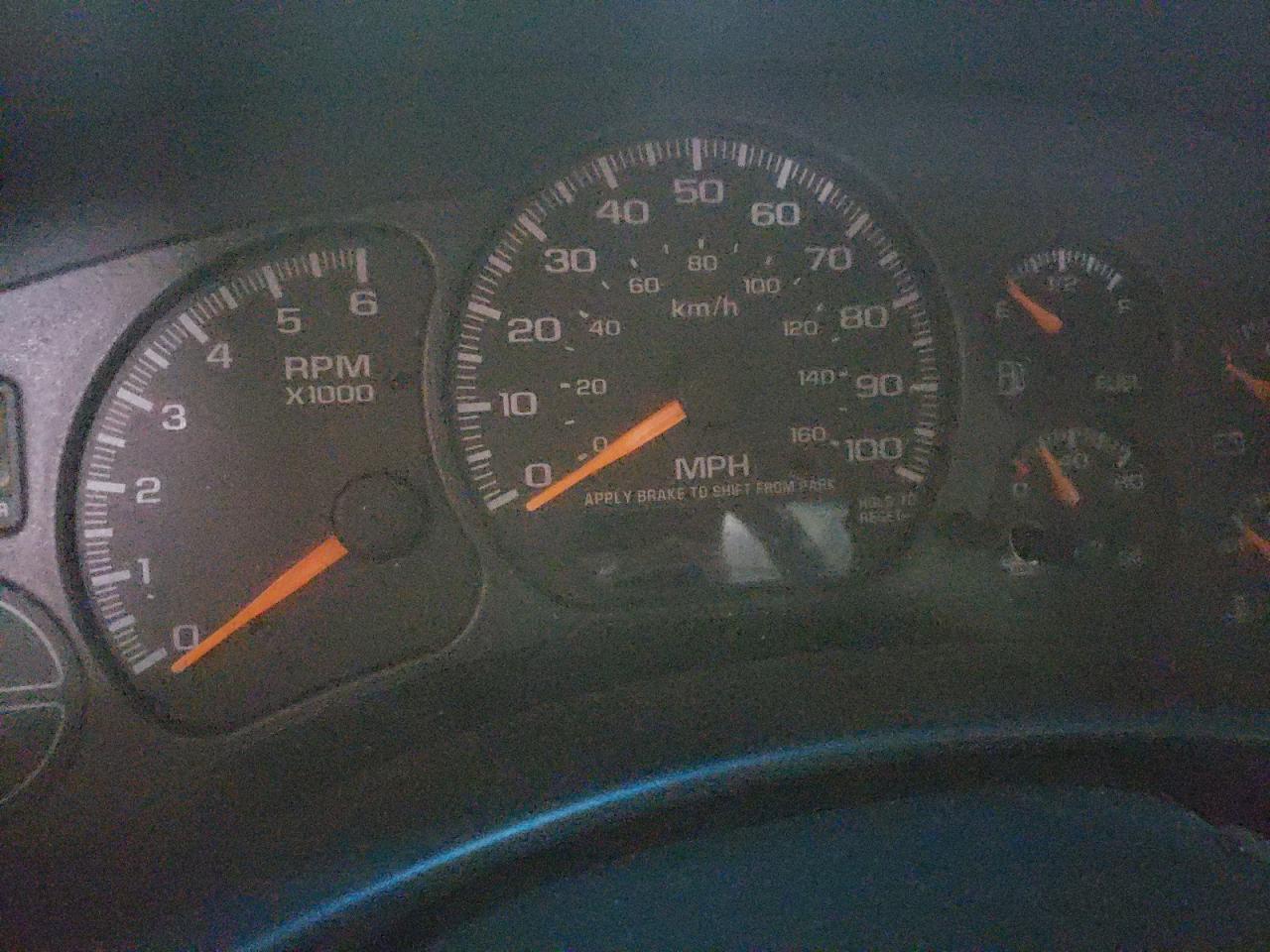 Photo 8 from auction – 2000 CHEVROLET SILVERADO with VIN 1GCEK14T5YZ234863