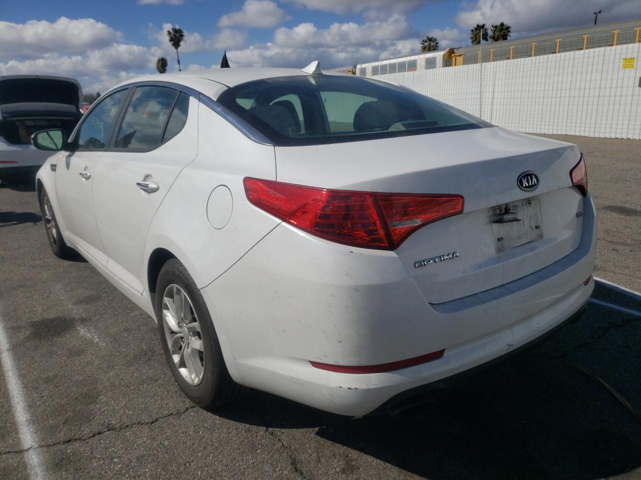 Photo 3 from auction – 2012 KIA OPTIMA LX with VIN 5XXGM4A73CG051873