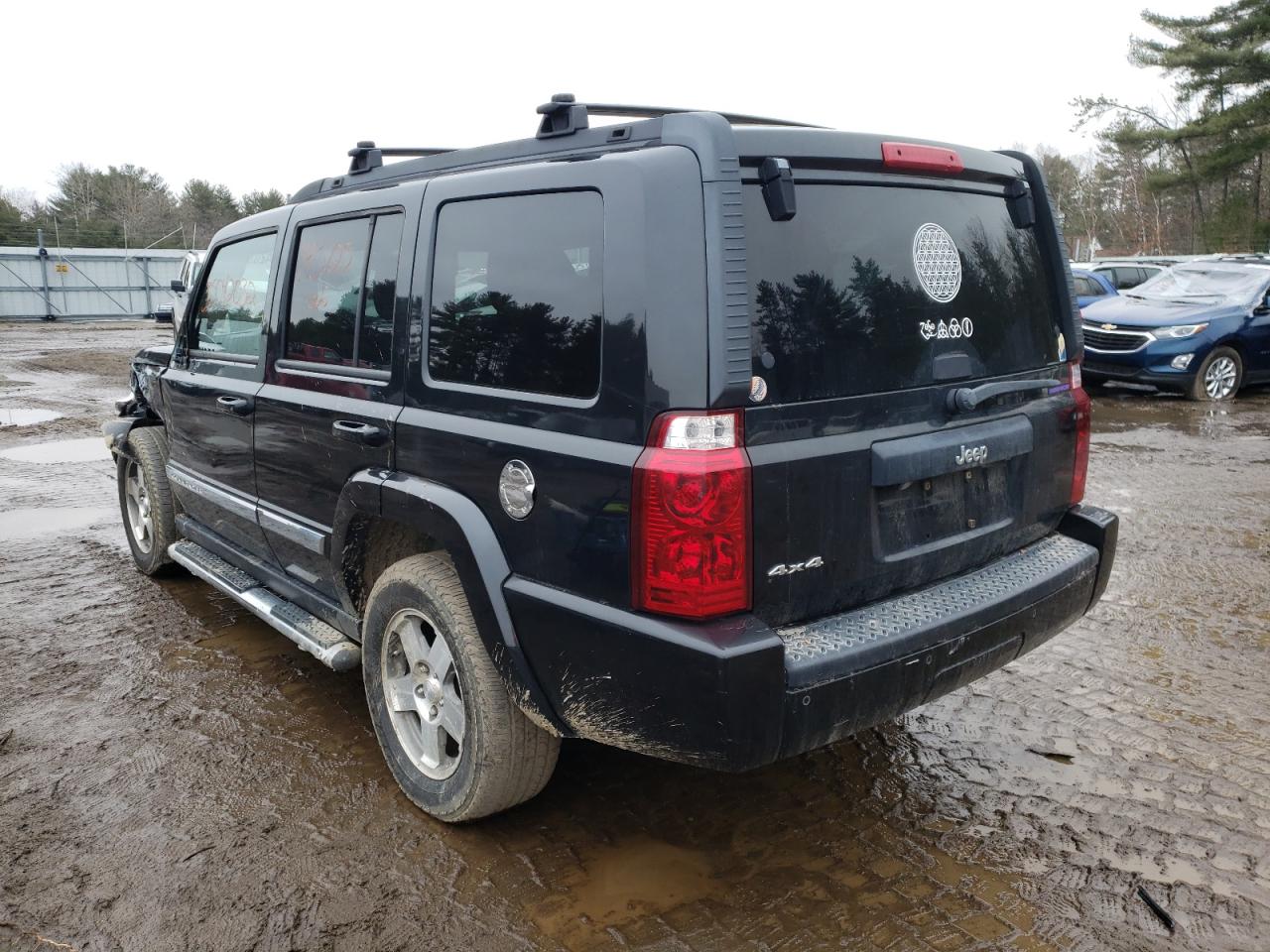 Photo 3 from auction – 2010 JEEP COMMANDER with VIN 1J4RG4GK6AC110031