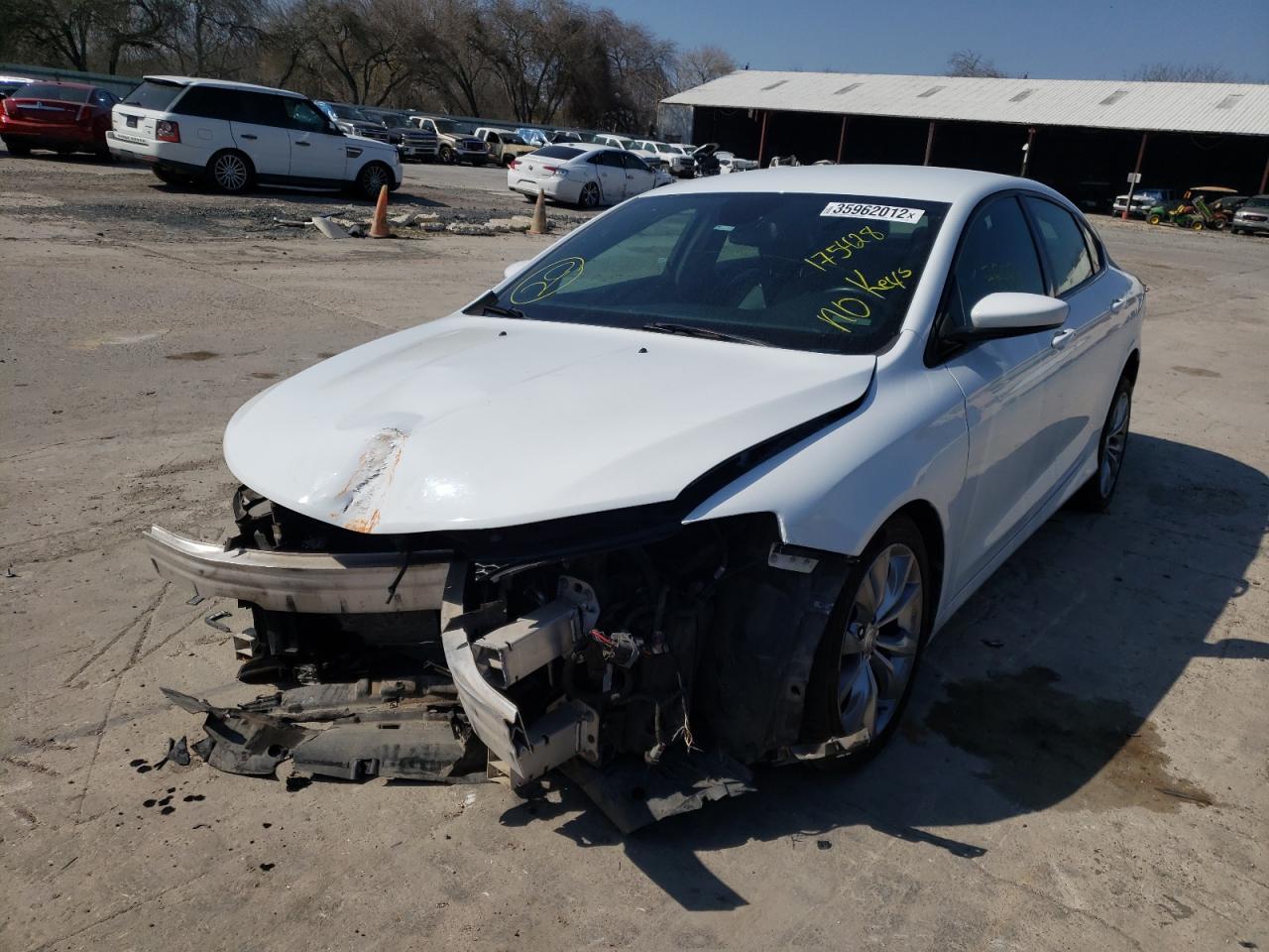 Photo 2 from auction – 2016 CHRYSLER 200 S with VIN 1C3CCCBB3GN175428