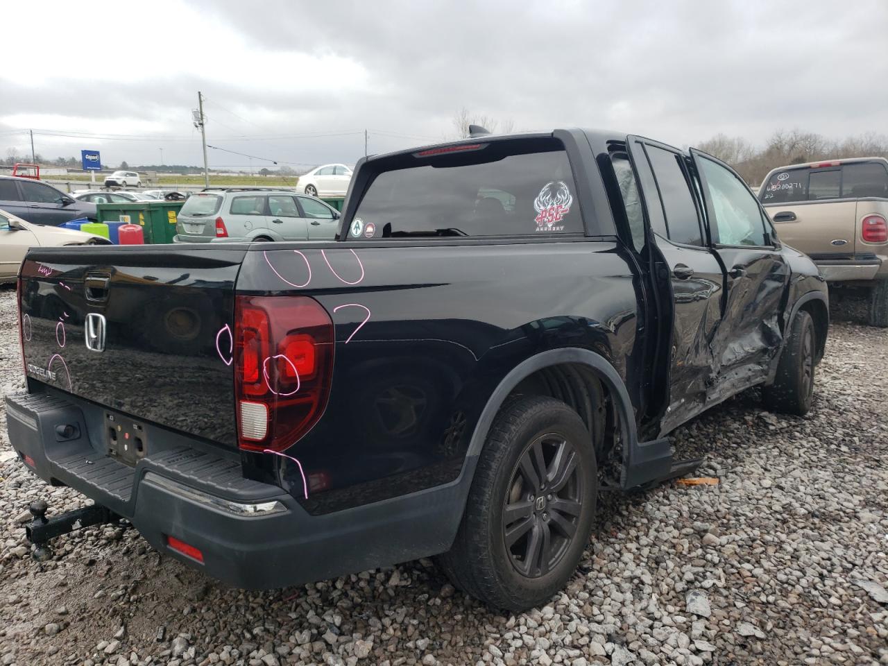 Photo 4 from auction – 2017 HONDA RIDGELINE with VIN 5FPYK2F1XHB001296