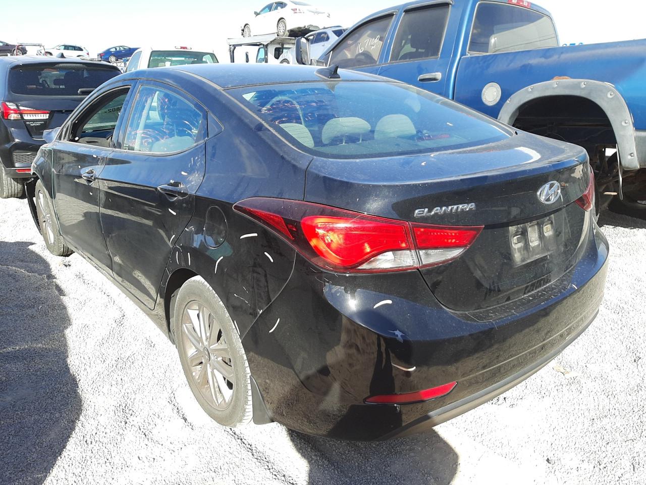 Photo 3 from auction – 2016 HYUNDAI ELANTRA SE with VIN 5NPDH4AE7GH698423