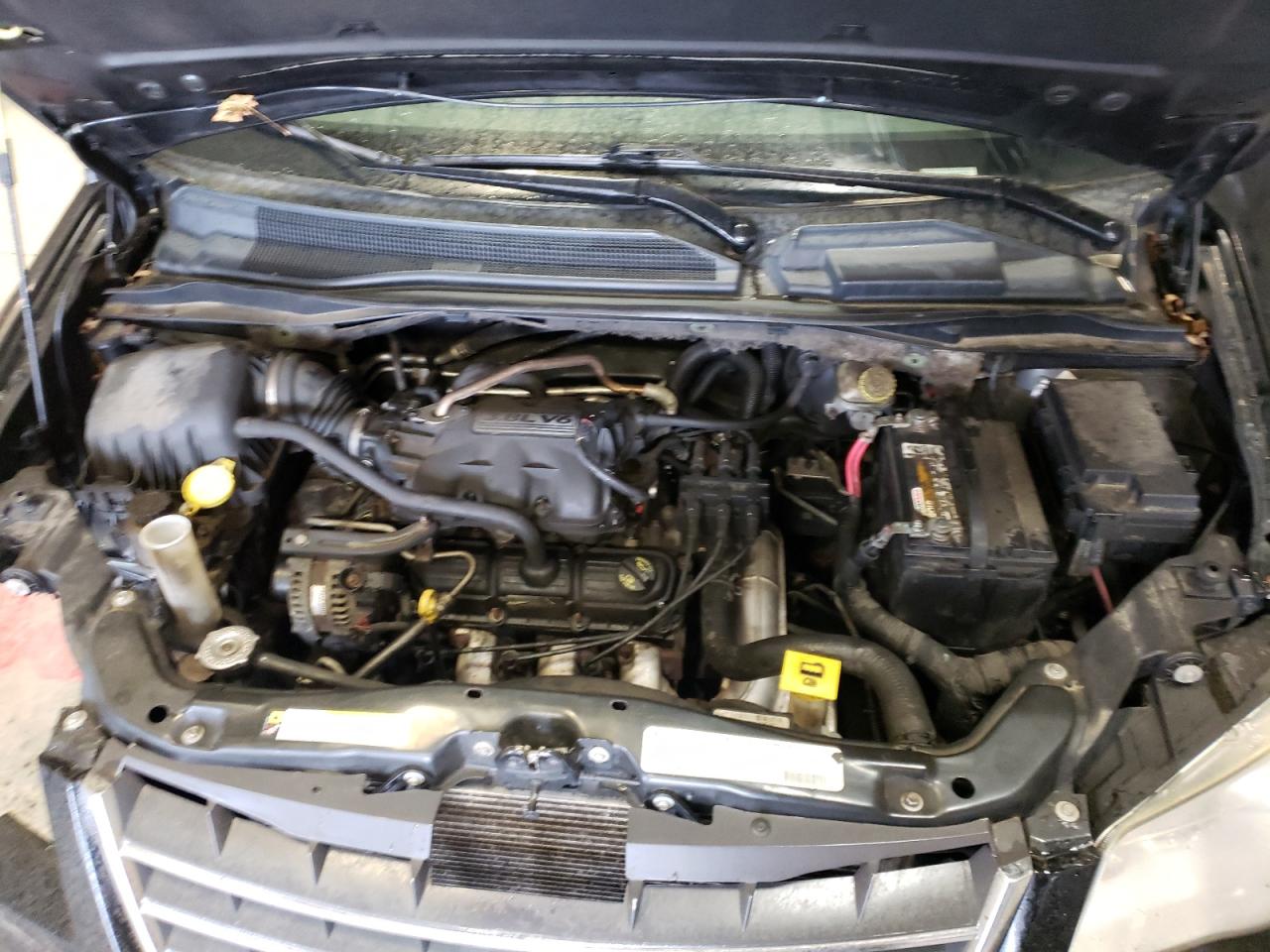 Photo 7 from auction – 2010 CHRYSLER TOWN & COU with VIN 2A4RR5D1XAR449720