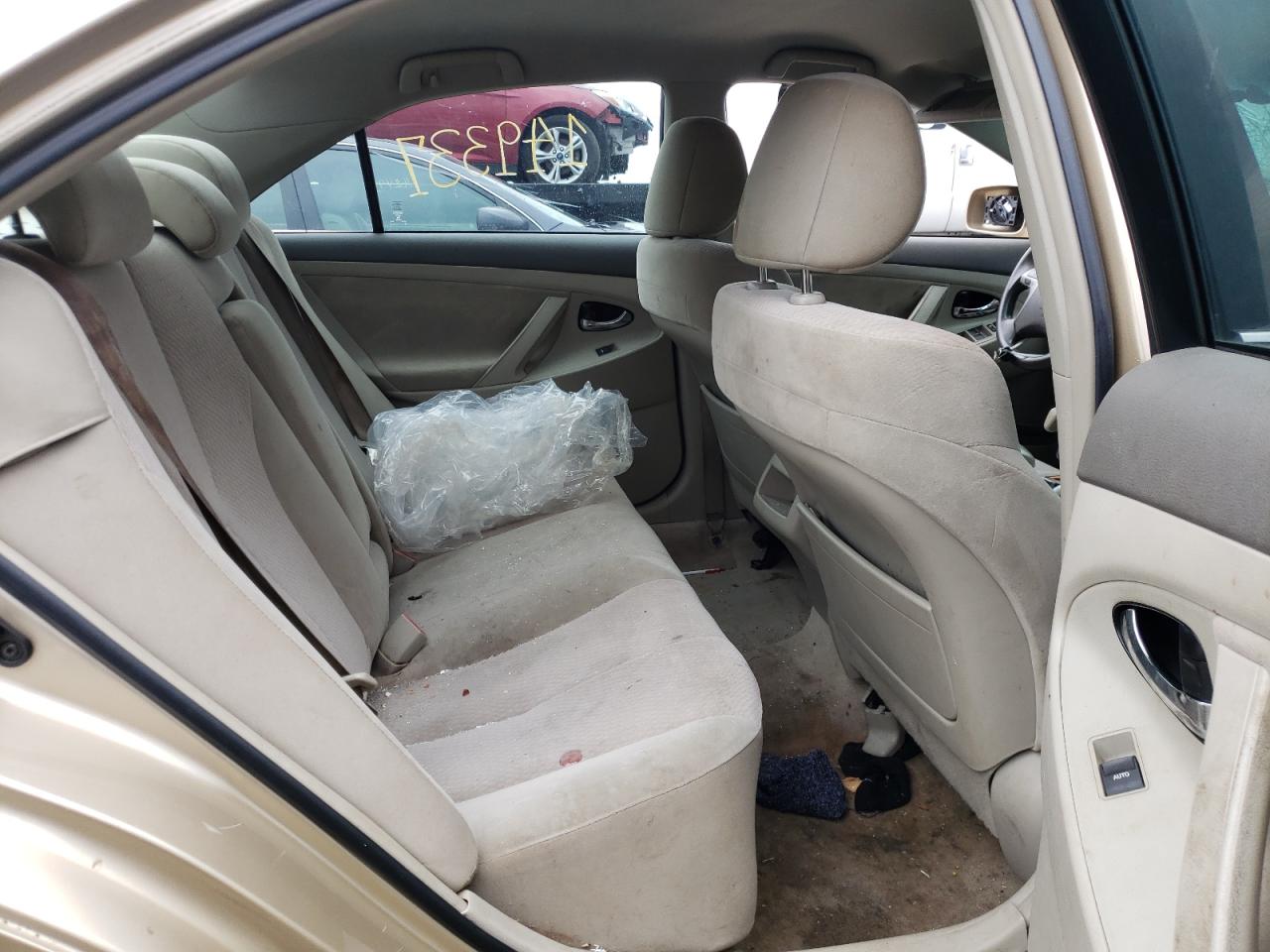 Photo 6 from auction – 2011 TOYOTA CAMRY BASE with VIN 4T1BF3EK3BU208254