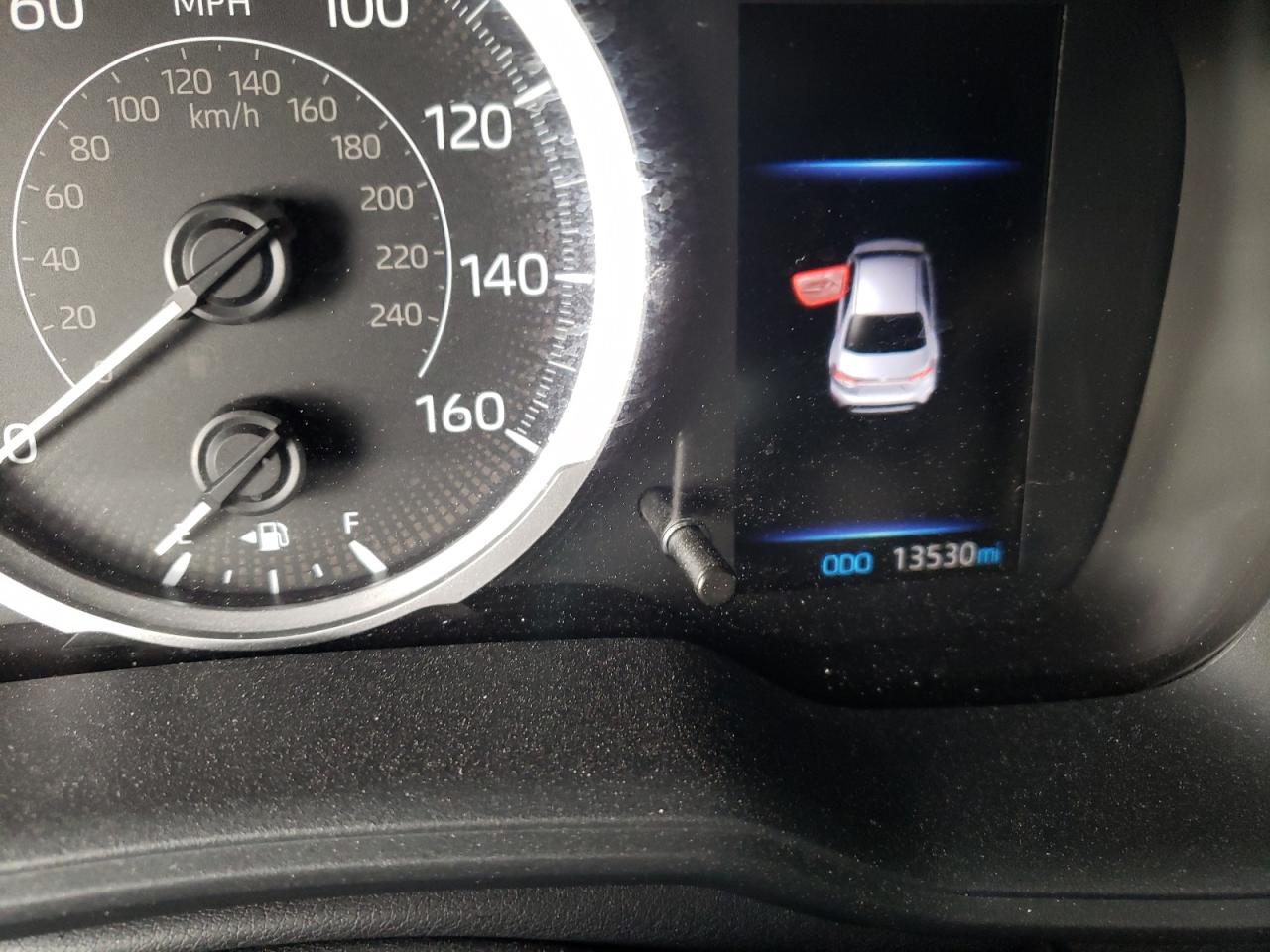 Photo 8 from auction – 2020 TOYOTA COROLLA LE with VIN 5YFEPRAE6LP087414