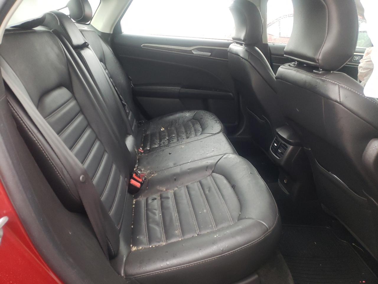 Photo 6 from auction – 2016 FORD FUSION SE with VIN 3FA6P0HD6GR352626