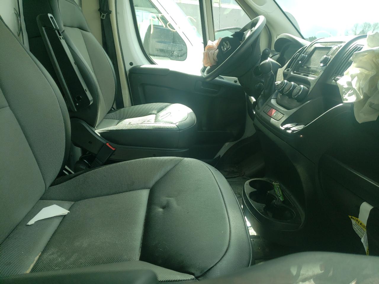 Photo 5 from auction – 2019 RAM PROMASTER with VIN 3C7WRVLG4KE546772
