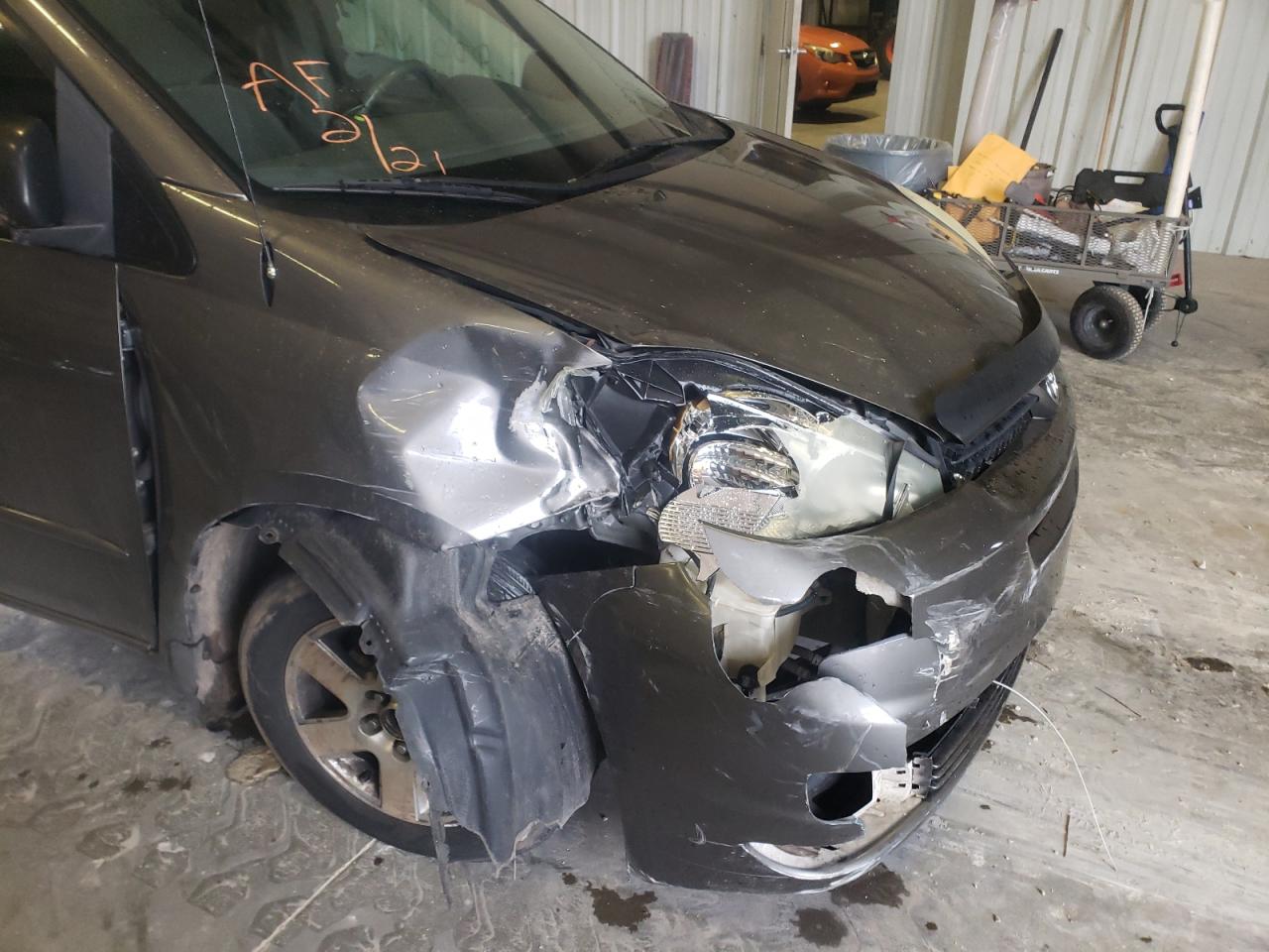 Photo 9 from auction – 2004 TOYOTA SIENNA VAN with VIN 5TDZA23C54S024609