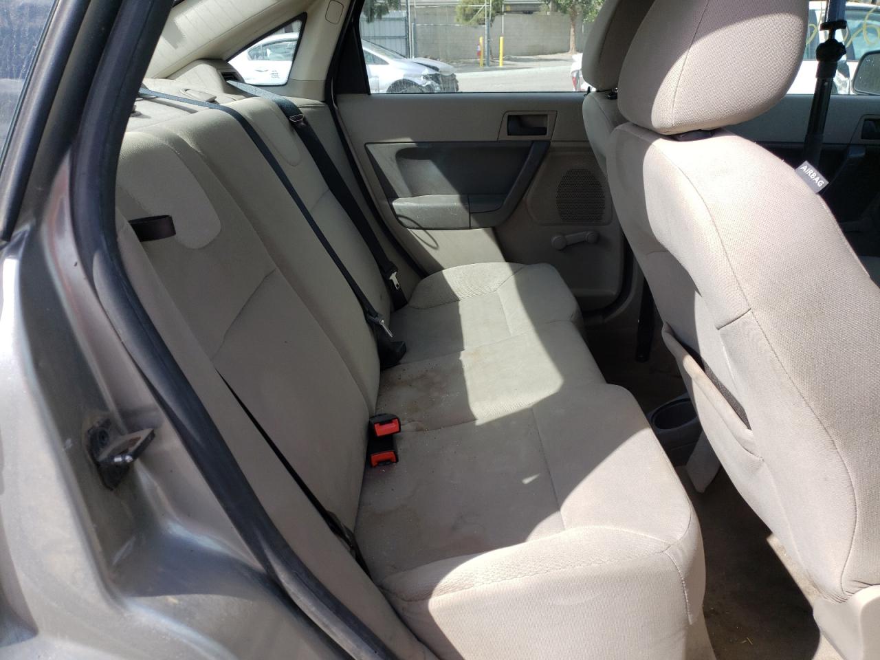 Photo 6 from auction – 2008 FORD FOCUS S/SE with VIN 1FAHP34N58W286495